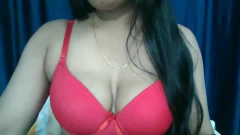 saxylady12 online show from March 5, 2025, 7:05 am
