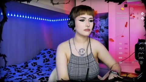 pronoun she. name Mary. age 21. online show from December 11, 2024, 4:31 pm
