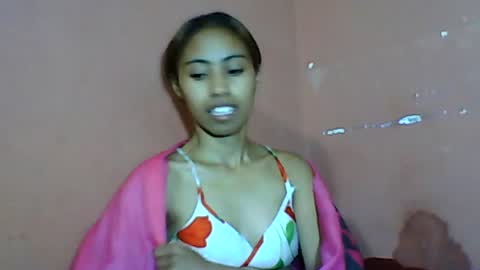 Snapshot of sayaah01 chatting on July 2, 2026, 6:36 pm sayaah01 online show from July 2, 2026, 6:36 pm