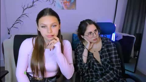 sayana_world online show from September 16, 2025, 12:39 pm