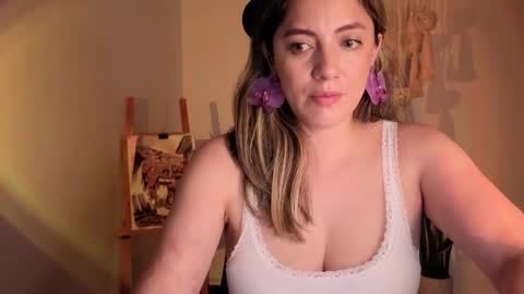 Venus online show from October 15, 2025, 4:51 pm