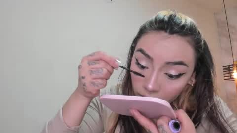 scarlet24_ online show from March 7, 2025, 4:02 am