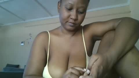 Snapshot of scarlet_25142359 chatting on September 19, 2025, 8:49 am scarlet_25142359 online show from September 19, 2025, 8:49 am