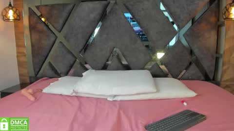 Snapshot of scarlet__jones_ chatting on October 20, 2025, 8:53 pm scarlet__jones_ online show from October 20, 2025, 8:53 pm