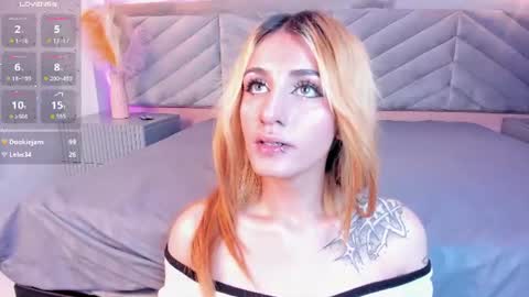 Snapshot of scarlet__rossi chatting on July 8, 2026, 3:11 am scarlet__rossi online show from July 8, 2026, 3:11 am