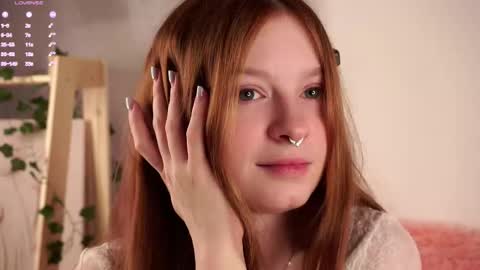 scarlet_fever10 online show from October 22, 2025, 12:49 pm