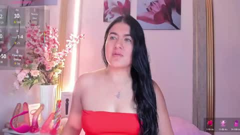 Snapshot of scarlet_fostt_ chatting on April 14, 2026, 11:49 am Andrea online show from April 14, 2026, 11:49 am