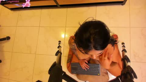 scarlet  online show from January 18, 2025, 3:05 pm