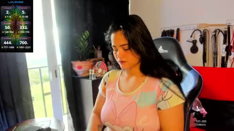 scarlet taylor kennedy online show from February 23, 2025, 8:00 pm