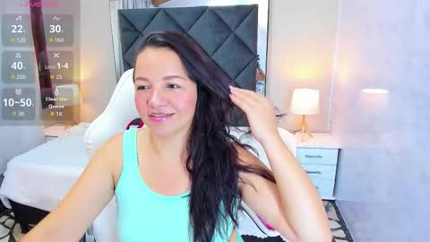 scarlet_lace1 online show from October 15, 2025, 6:41 pm