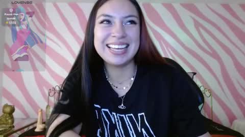 Snapshot of scarlet_queen4 chatting on March 28, 2026, 1:33 pm Kimberly online show from March 28, 2026, 1:33 pm