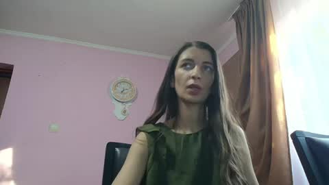 Snapshot of scarlet_rosse chatting on May 31, 2026, 4:25 pm Scarlet online show from May 31, 2026, 4:25 pm