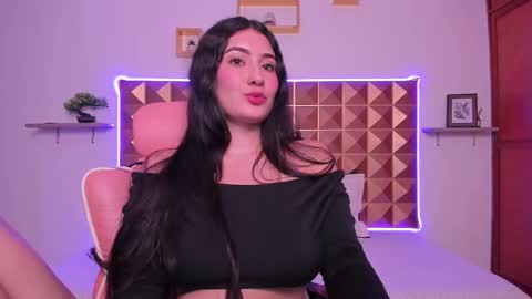 Snapshot of scarlet_s_ chatting on March 17, 2026, 3:44 am Scarlet online show from March 17, 2026, 3:44 am