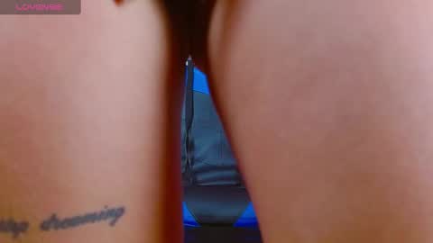scarlet_sexy12 online show from February 25, 2025, 1:06 pm