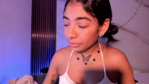 scarlet_vixen_ online show from July 25, 2026, 12:36 pm