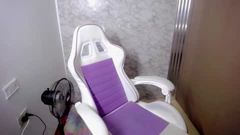 scarleta01 online show from February 4, 2026, 11:38 am