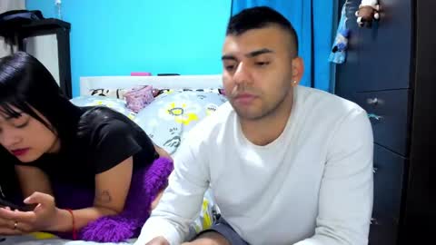 ScarletandRyan28 online show from May 1, 2026, 9:03 am