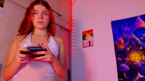 Scarlet online show from October 24, 2025, 9:22 pm