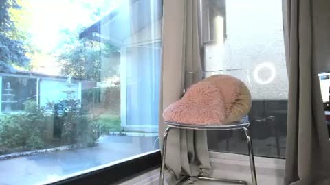 Amira online show from July 7, 2026, 5:43 am