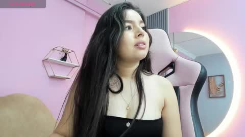 Scarleth online show from December 5, 2025, 6:15 pm