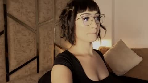 Scarleth  online show from May 12, 2026, 3:25 am