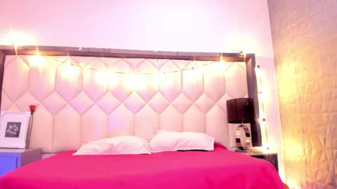 Snapshot of scarlethbigbug chatting on February 24, 2026, 11:41 am scarlethbigbug online show from February 24, 2026, 11:41 am