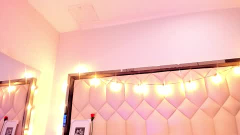 Snapshot of scarlethbigbug chatting on February 25, 2026, 11:42 am scarlethbigbug online show from February 25, 2026, 11:42 am