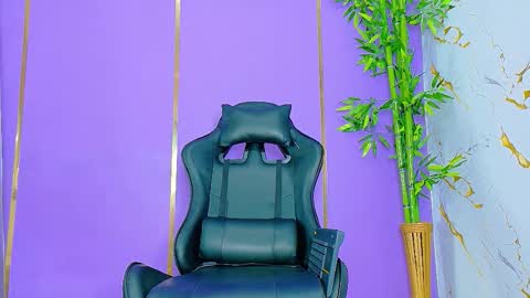 Snapshot of scarletjonesx chatting on October 12, 2025, 7:13 pm Denis online show from October 12, 2025, 7:13 pm