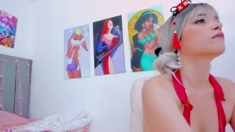 Scarletliz online show from December 5, 2025, 7:43 pm