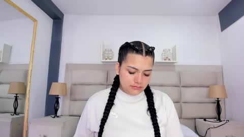 Snapshot of scarletmoon1_ chatting on October 18, 2025, 11:55 am Scarlet online show from October 18, 2025, 11:55 am