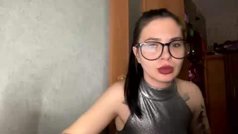 Snapshot of scarletpetal chatting on January 26, 2025, 10:34 am scarletpetal online show from January 26, 2025, 10:34 am
