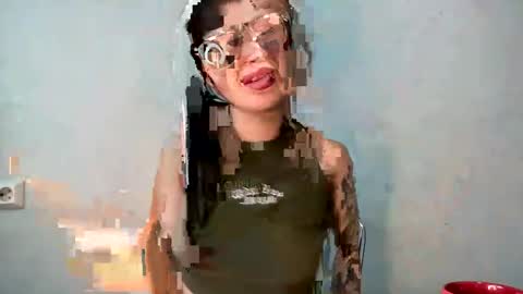 Snapshot of scarletpetal chatting on February 3, 2025, 9:19 am scarletpetal online show from February 3, 2025, 9:19 am