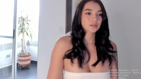 Snapshot of scarlett__baker11 chatting on February 26, 2025, 8:11 pm juli online show from February 26, 2025, 8:11 pm