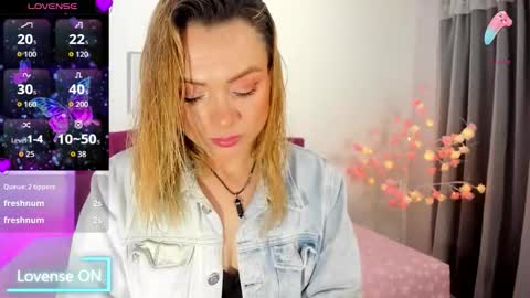 Snapshot of scarlett_blake11 chatting on October 12, 2025, 5:06 am scarlett_blake11 online show from October 12, 2025, 5:06 am