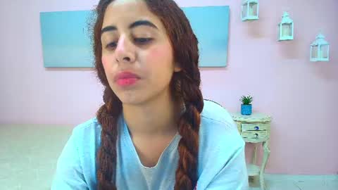 Scarlett online show from June 14, 2026, 1:46 pm