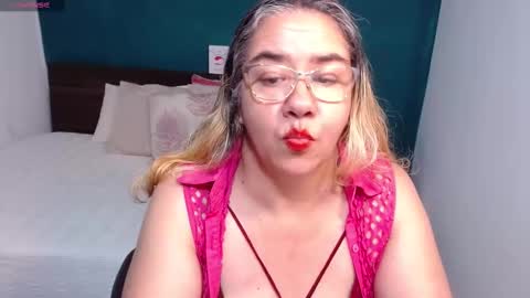 Scarlett  online show from February 25, 2025, 1:30 am