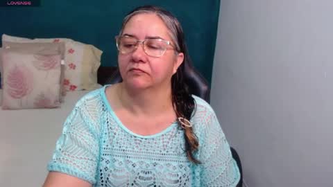 Scarlett  online show from May 10, 2026, 2:28 am