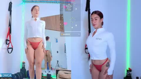 scarlett_fire5 online show from April 22, 2026, 5:25 pm