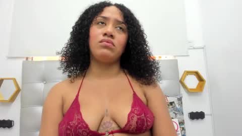 Snapshot of scarlett_fox20 chatting on January 3, 2025, 3:22 pm scarlett_fox20 online show from January 3, 2025, 3:22 pm