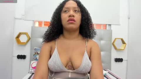 Snapshot of scarlett_fox20 chatting on February 9, 2025, 12:08 pm scarlett_fox20 online show from February 9, 2025, 12:08 pm