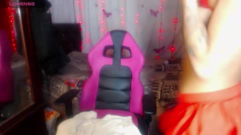 Scarlett online show from February 14, 2026, 3:36 am