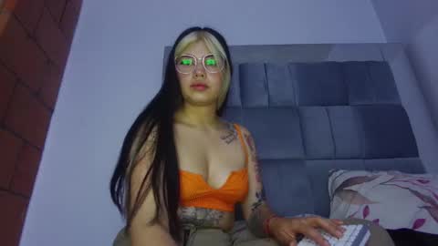 scarlett_johhns online show from October 2, 2025, 11:12 pm