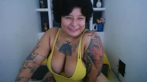 scarlett online show from December 9, 2024, 1:55 pm