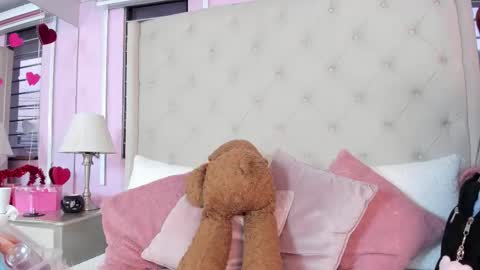 scarlett_leblanc_ online show from March 2, 2026, 11:39 am