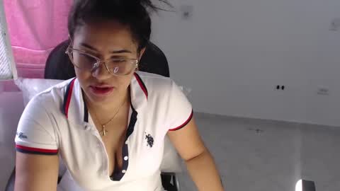 Snapshot of scarlett_liz chatting on March 3, 2025, 11:44 am Scarlett online show from March 3, 2025, 11:44 am