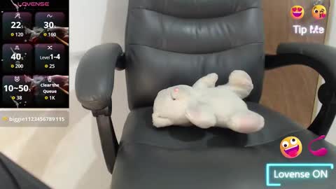 Scarlett online show from January 6, 2026, 3:05 pm