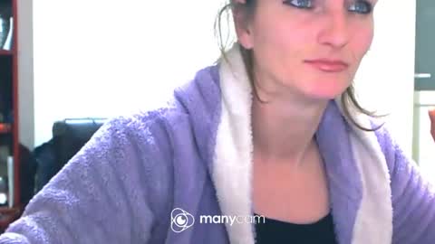 scarlett_queen01 online show from February 7, 2025, 3:34 am
