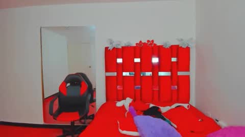 scarlett_red_11 online show from May 1, 2026, 4:55 pm