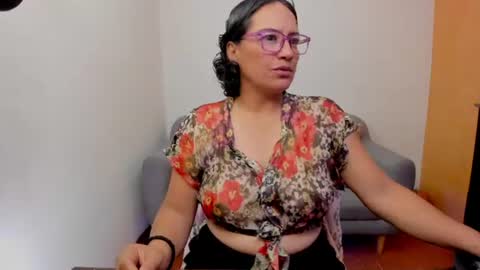 Scarlett sax online show from June 11, 2026, 11:47 pm