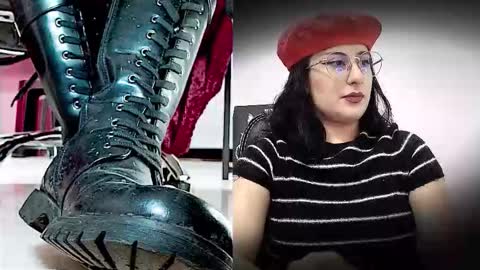 Snapshot of scarlett_sen chatting on February 20, 2026, 1:33 pm Mistress Scarlett online show from February 20, 2026, 1:33 pm